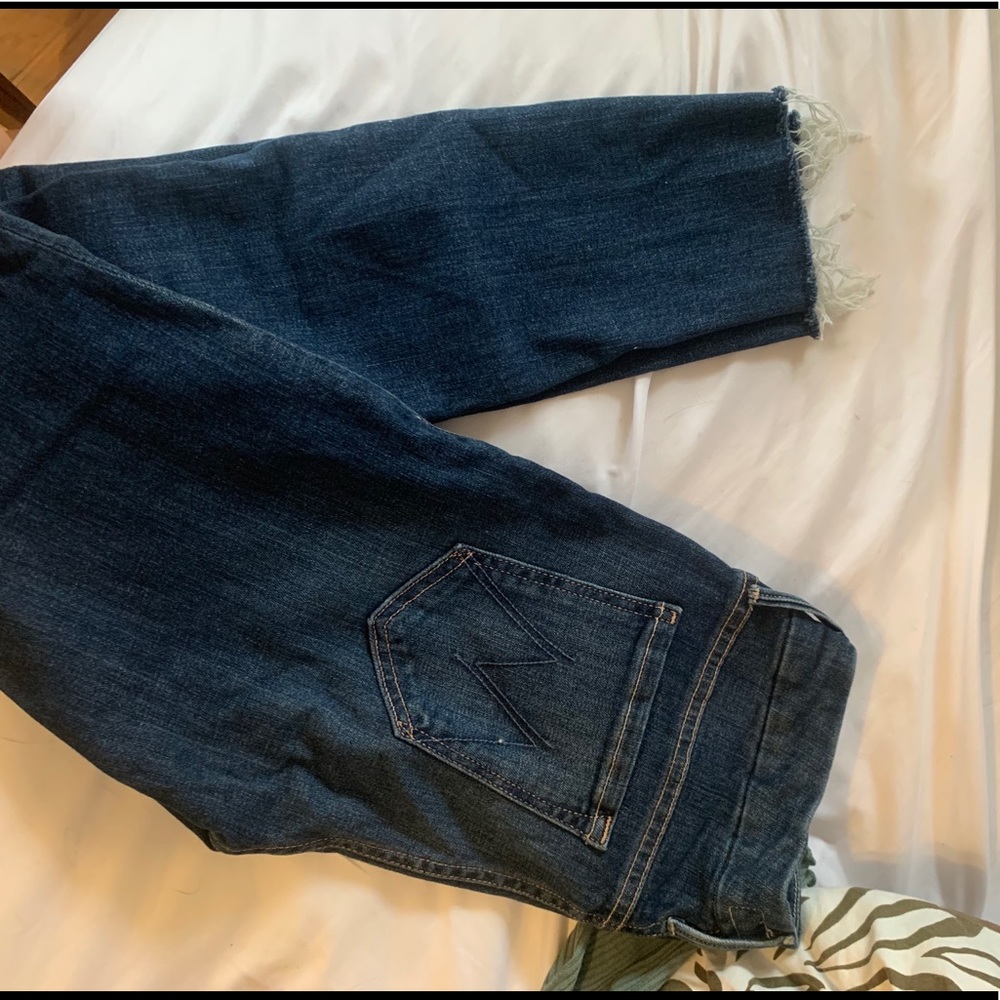 Like new MOTHER dark blue skinny jeans size 28